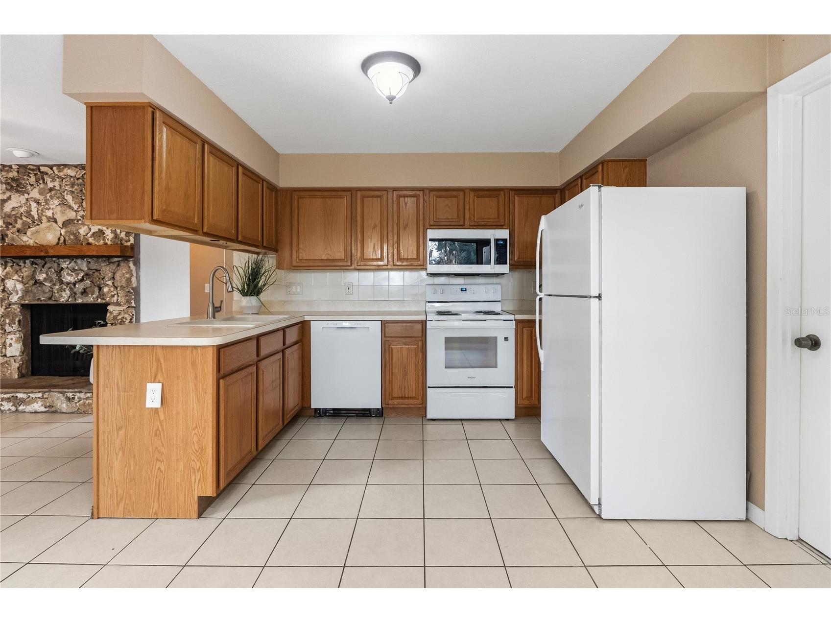 214 E Floyd Avenue Lake Mary FL 32746 - Crystal Lake G5113393 image10