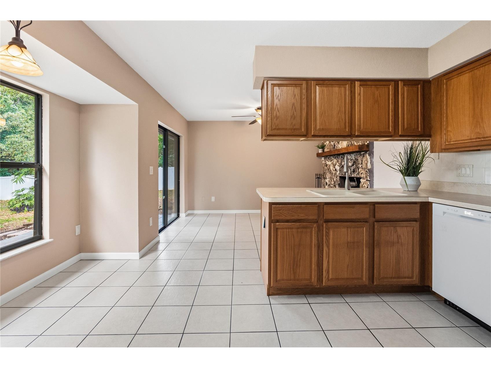 214 E Floyd Avenue Lake Mary FL 32746 - Crystal Lake G5113393 image17