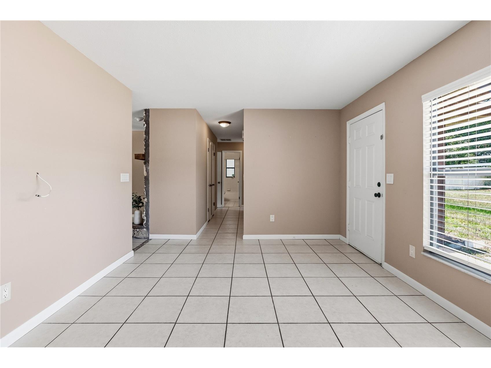 214 E Floyd Avenue Lake Mary FL 32746 - Crystal Lake G5113393 image3