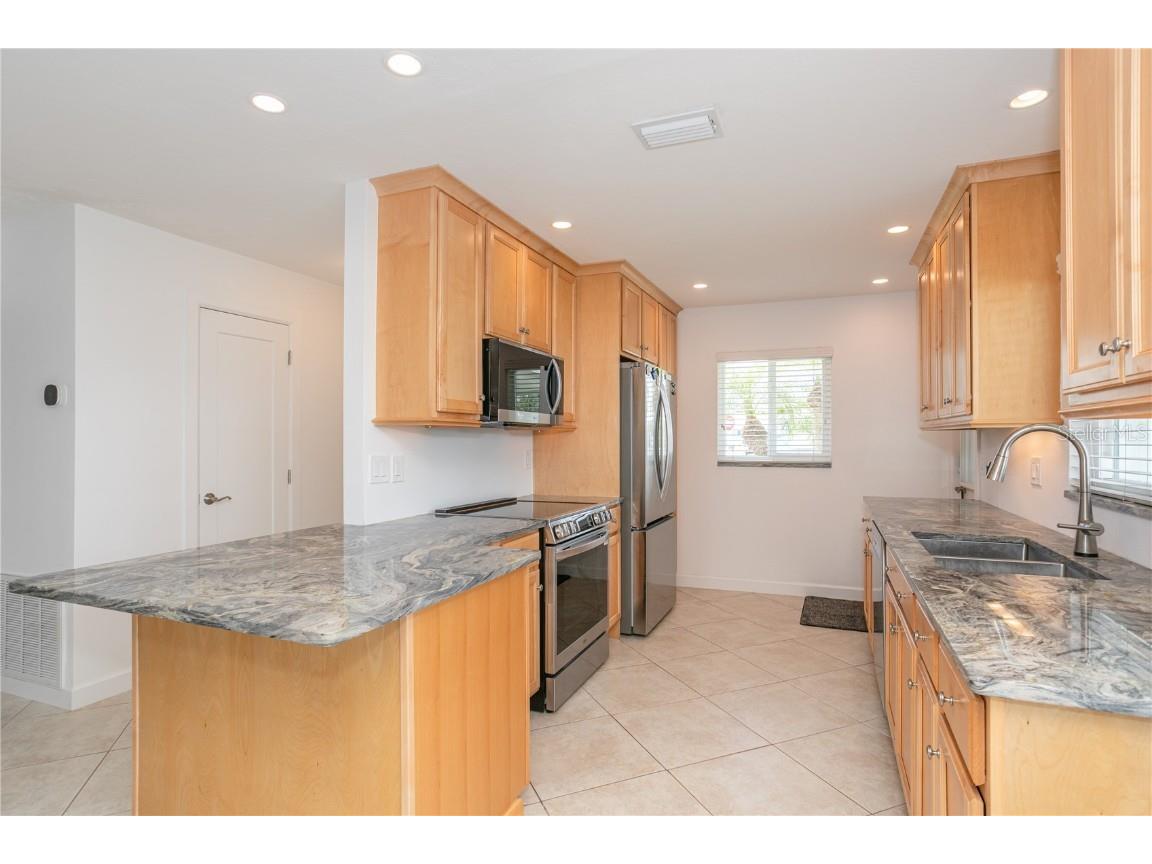 214 Fair Winds Drive #214 Nokomis FL 34275 N6139737 image22