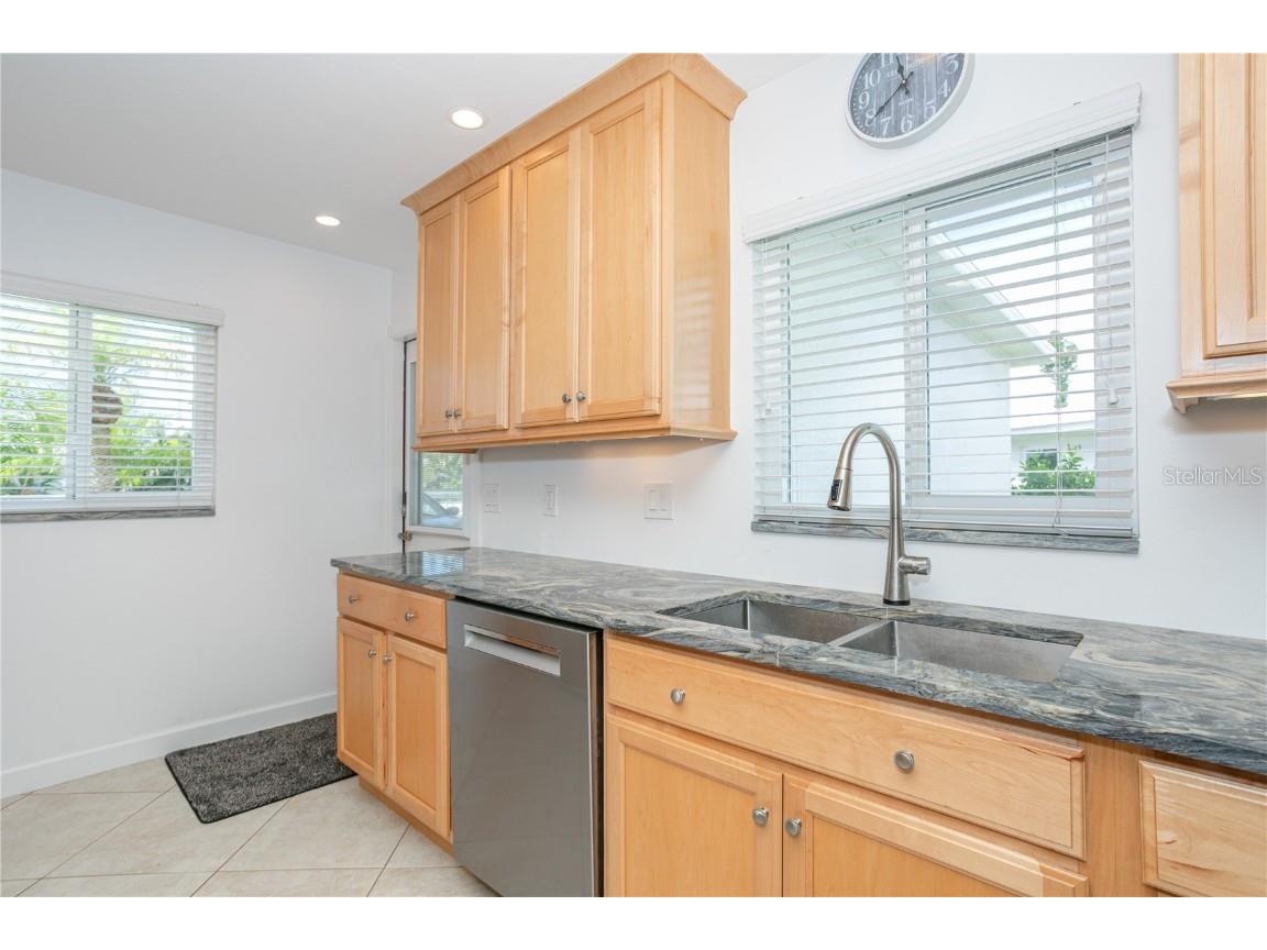 214 Fair Winds Drive #214 Nokomis FL 34275 N6139737 image25