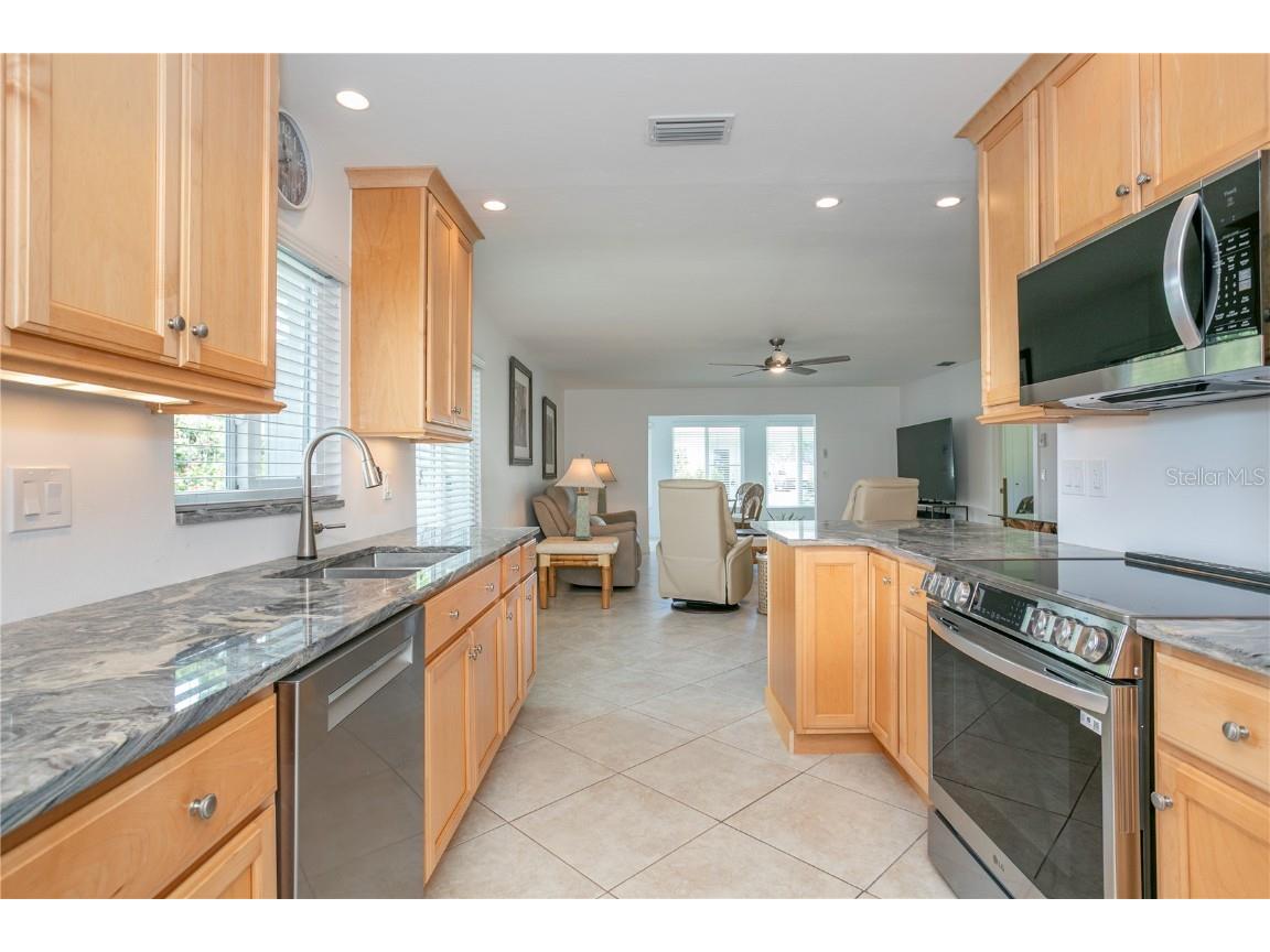 214 Fair Winds Drive #214 Nokomis FL 34275 N6139737 image26