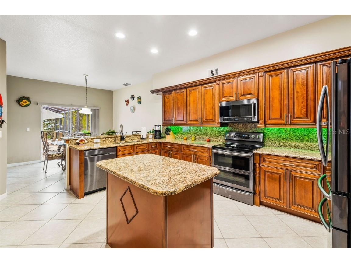 214 Farrington Lane Kissimmee FL 34744 S5135561 image13