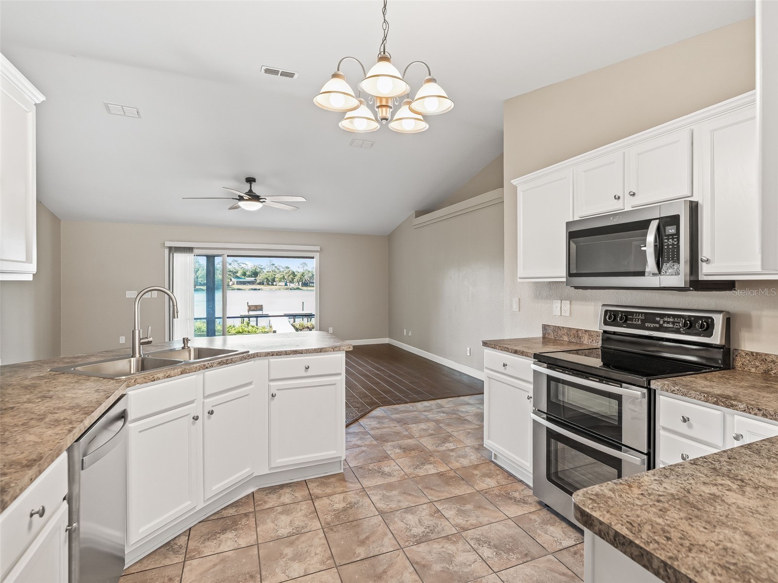 214 Fisher Run Ocklawaha FL 32179 - Bear Lake OM724104 image16