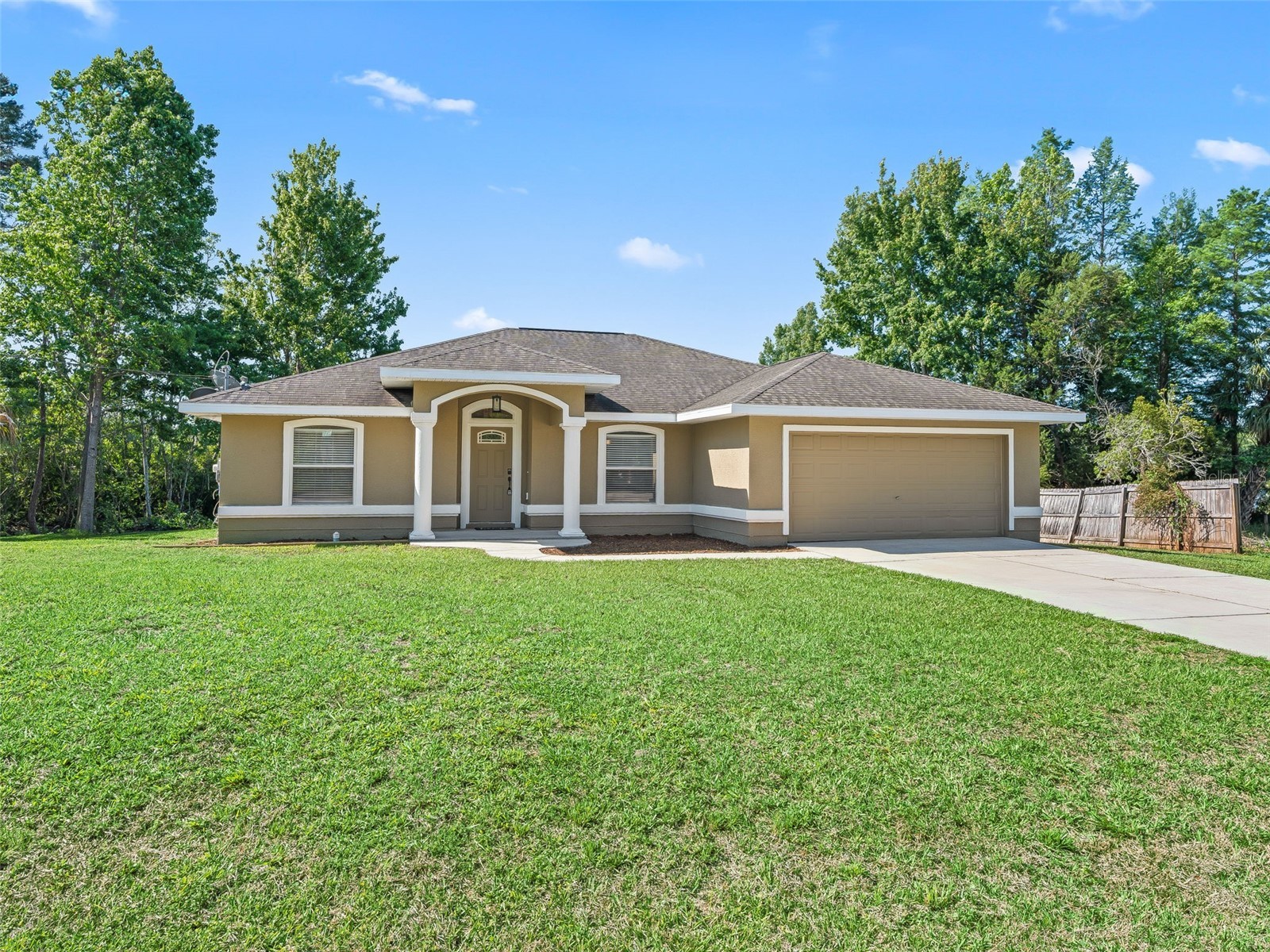 214 Fisher Run Ocklawaha FL 32179 - Bear Lake OM724104 image3