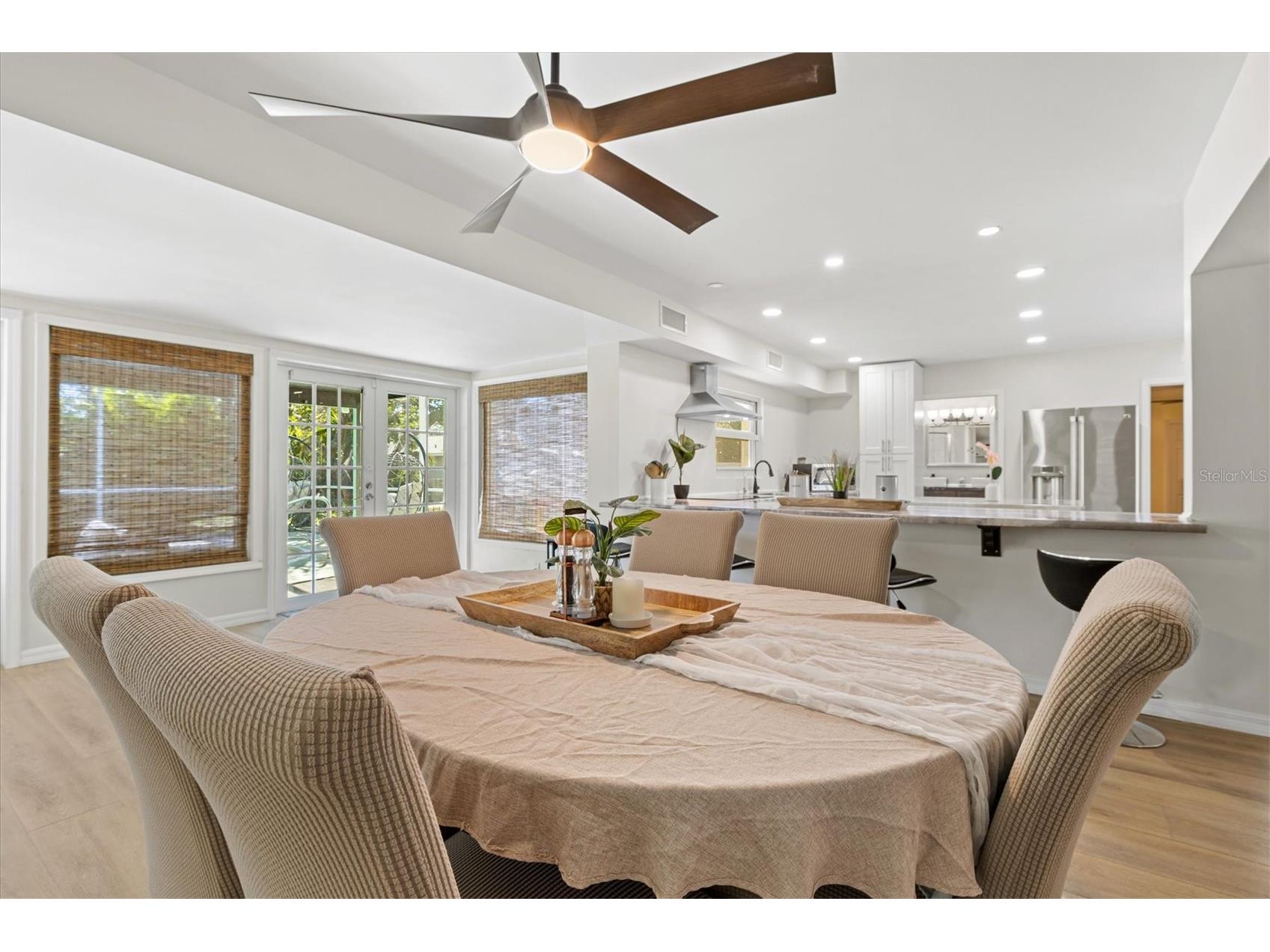 214 Gaines Avenue Sarasota FL 34243 A4688411 image19