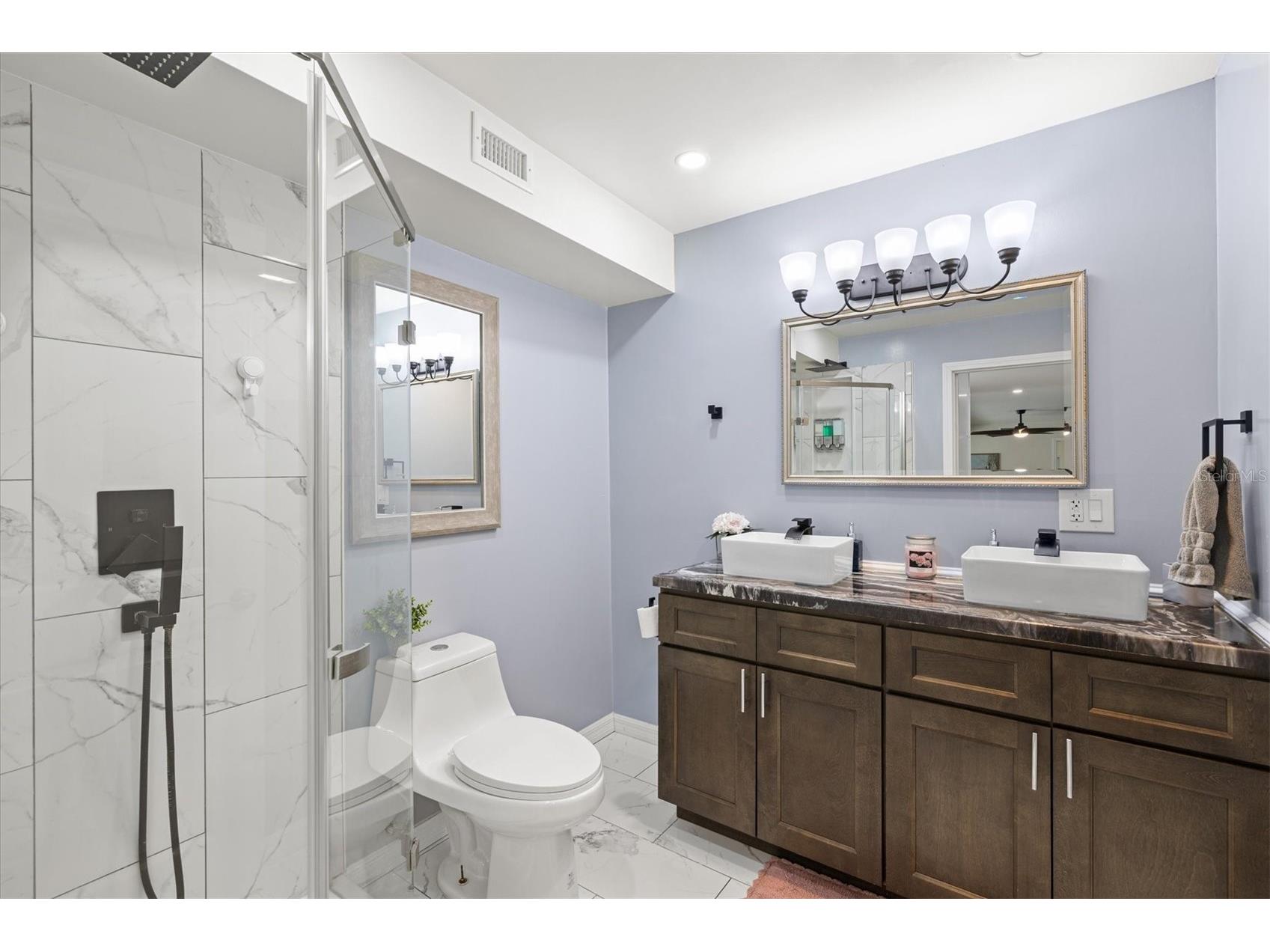 214 Gaines Avenue Sarasota FL 34243 A4688411 image44