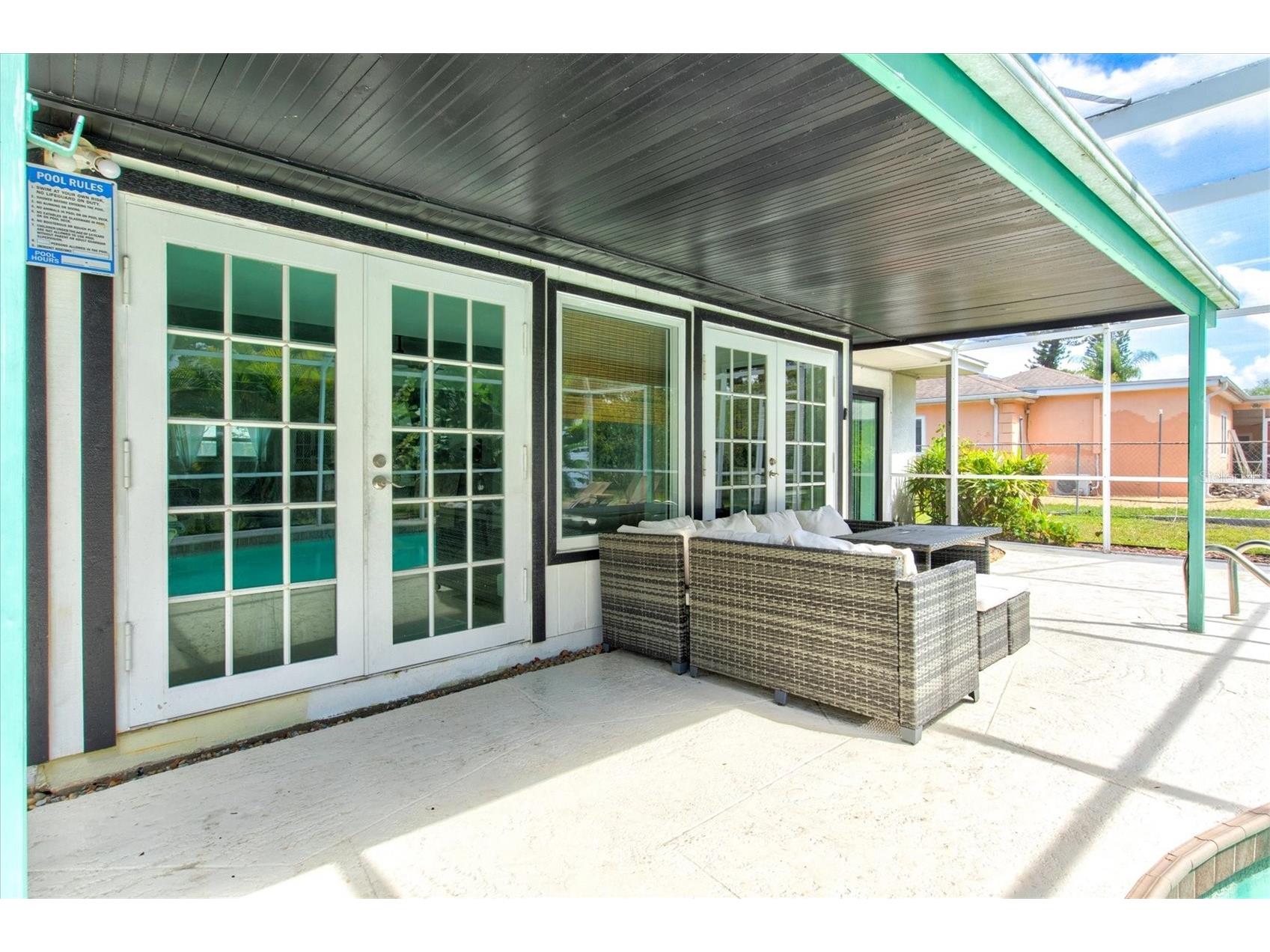 214 Gaines Avenue Sarasota FL 34243 A4688411 image48