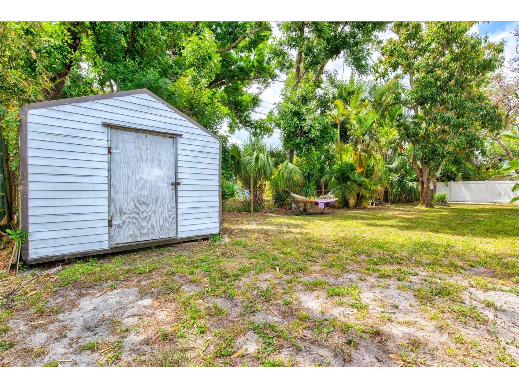 214 Gaines Avenue Sarasota FL 34243 A4688411 image59