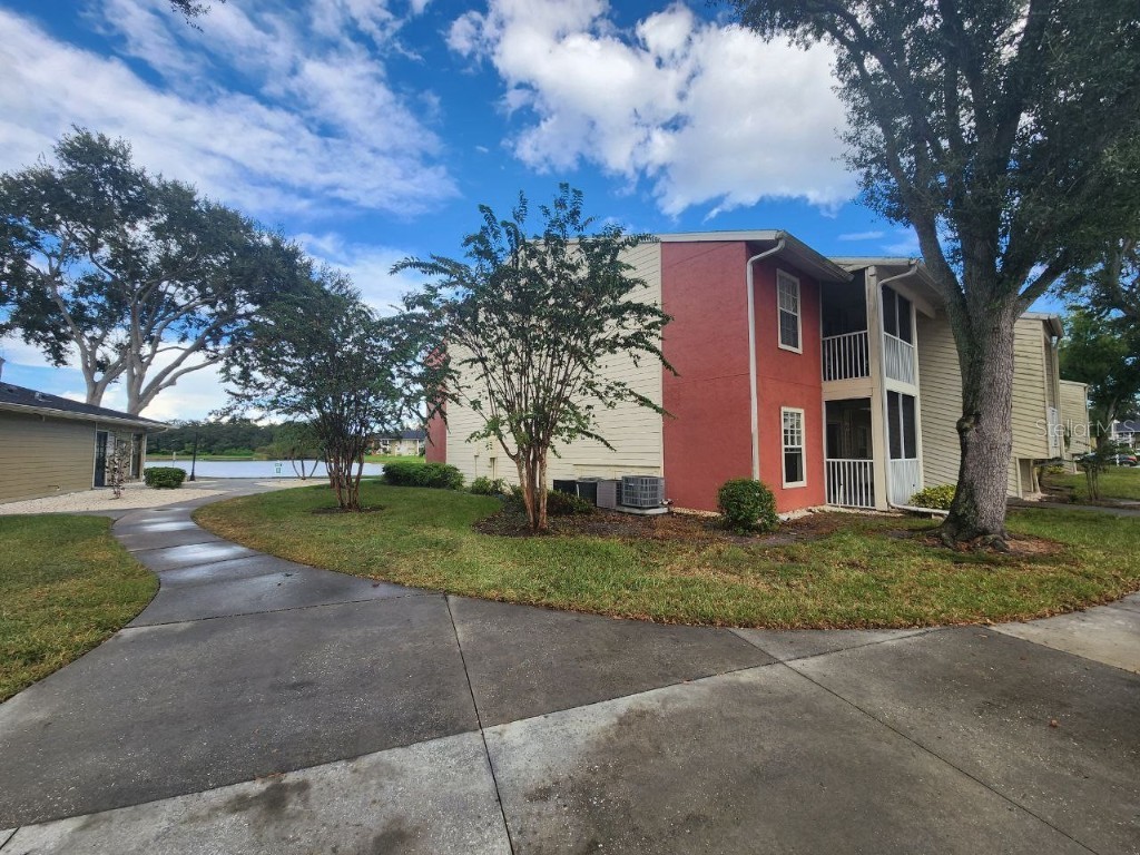 214 Lake Parsons Green #101 Brandon FL 33511 TB8436587 image1