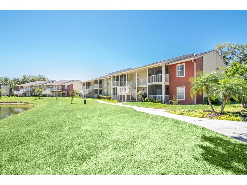 214 Lake Parsons Green #208 Brandon FL 33511 TB8508304 image1