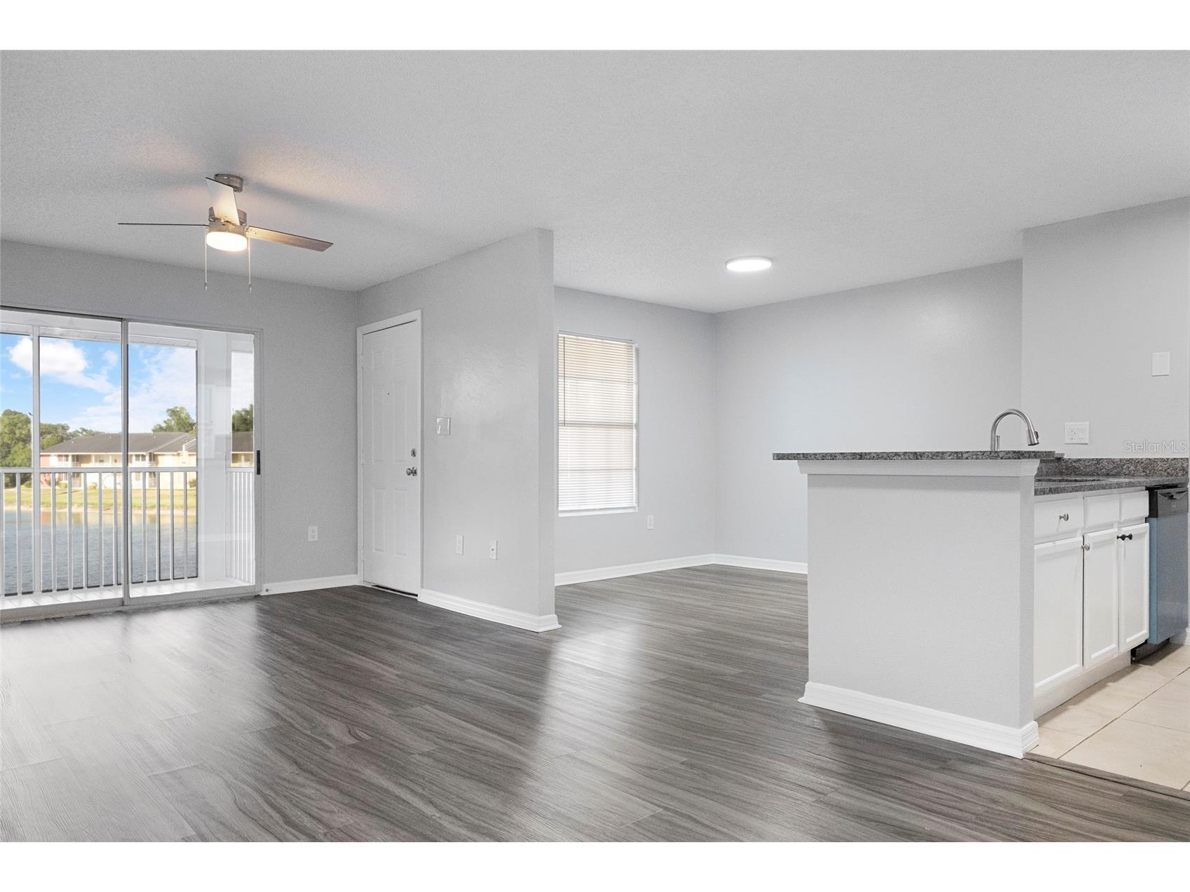 214 Lake Parsons Grn #206 Brandon FL 33511 - Lake Hendricks OM725120 image9