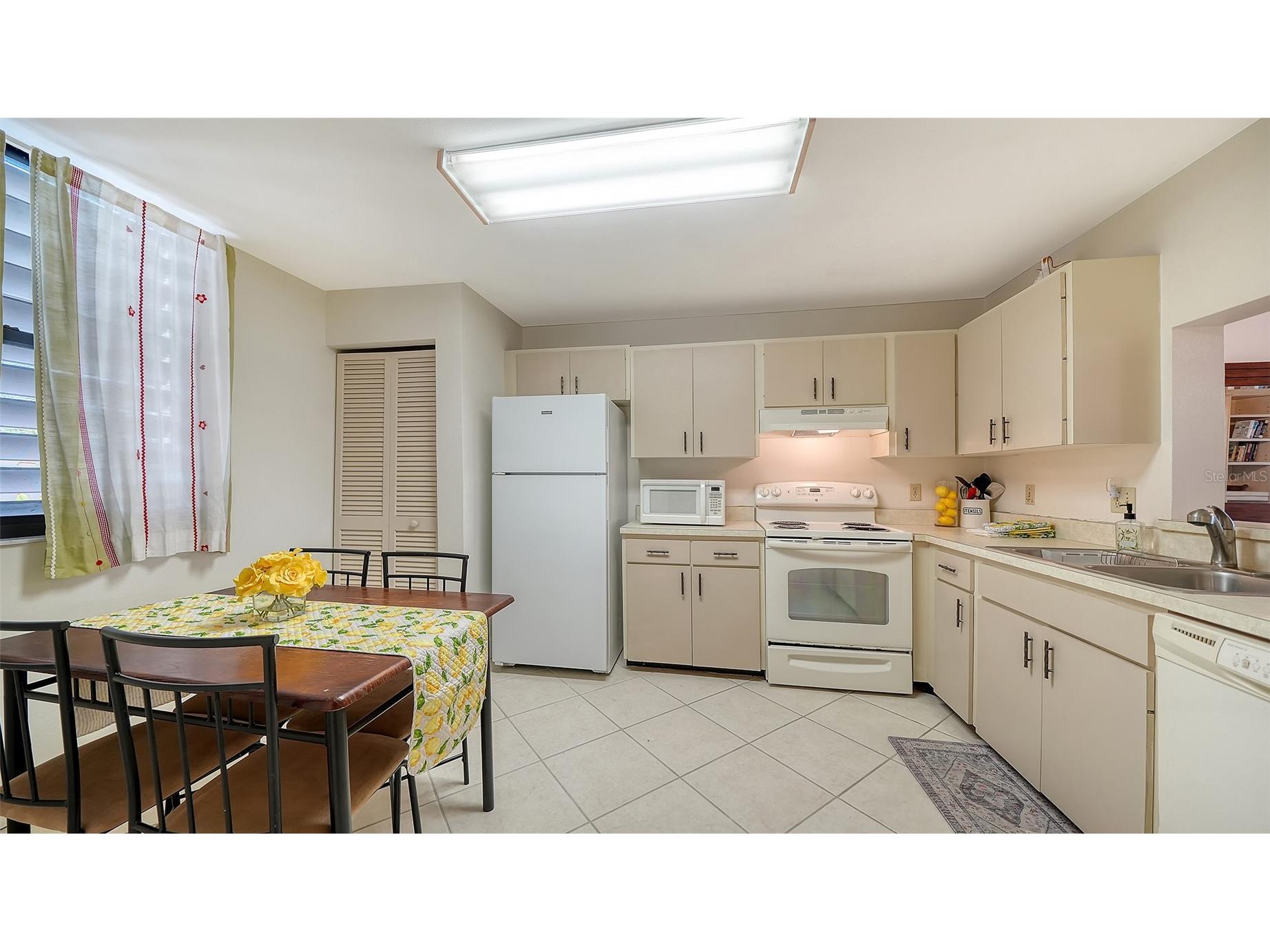 214 Lakewood Drive #214 Bradenton FL 34210 A4682150 image20