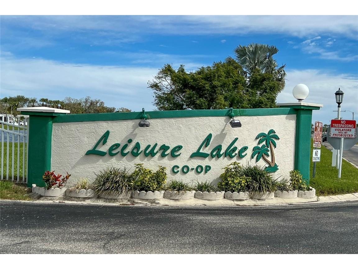 214 Leisure Way Palmetto FL 34221 A4674215 image37