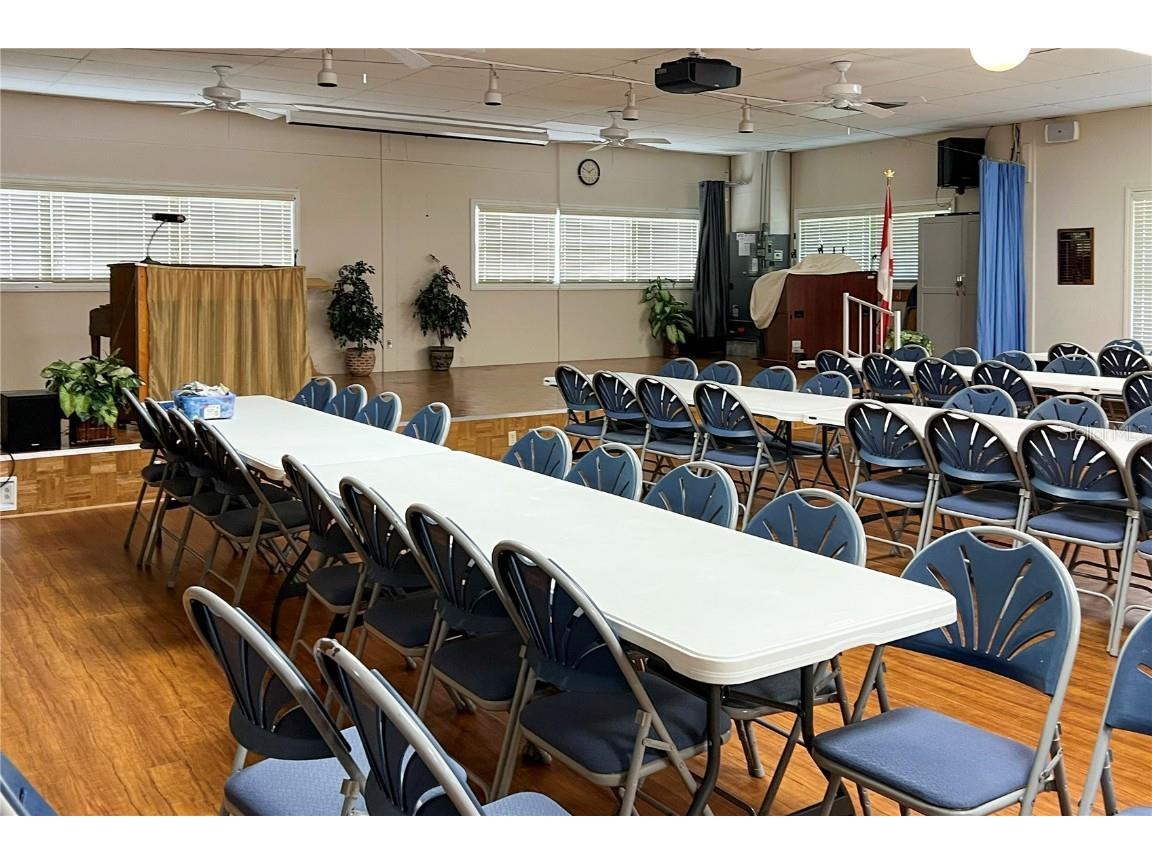 214 Leisure Way Palmetto FL 34221 A4674215 image42