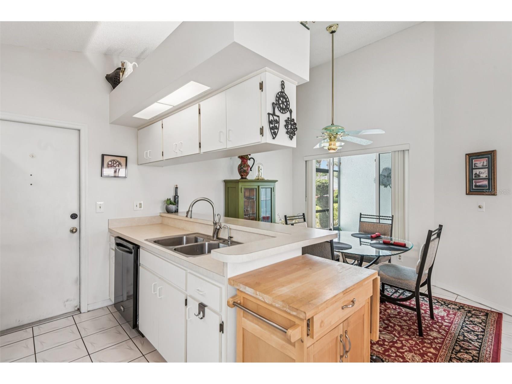 214 Linger Lane Sun City Center FL 33573 TB8499627 image16