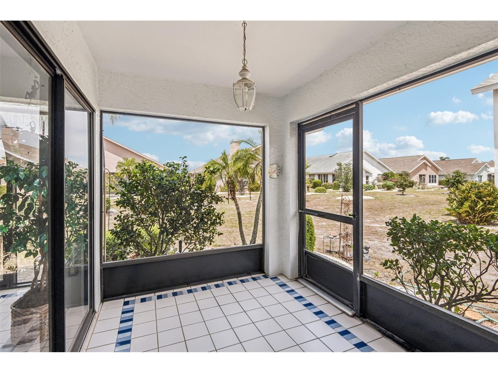 214 Linger Lane Sun City Center FL 33573 TB8499627 image30