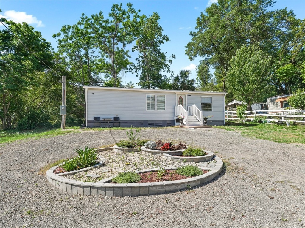 214 Morningside Avenue Lady Lake FL 32159 G5095646 image1