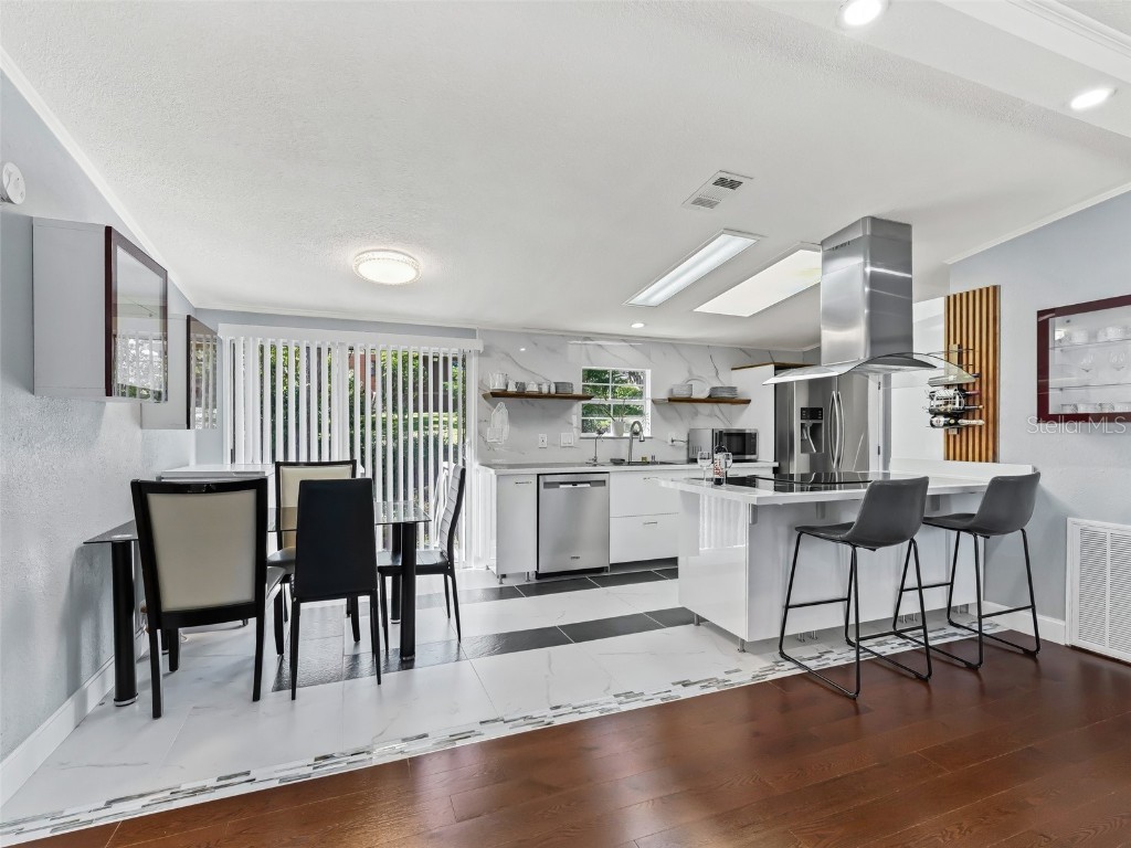 214 Morningside Avenue Lady Lake FL 32159 G5095646 image3