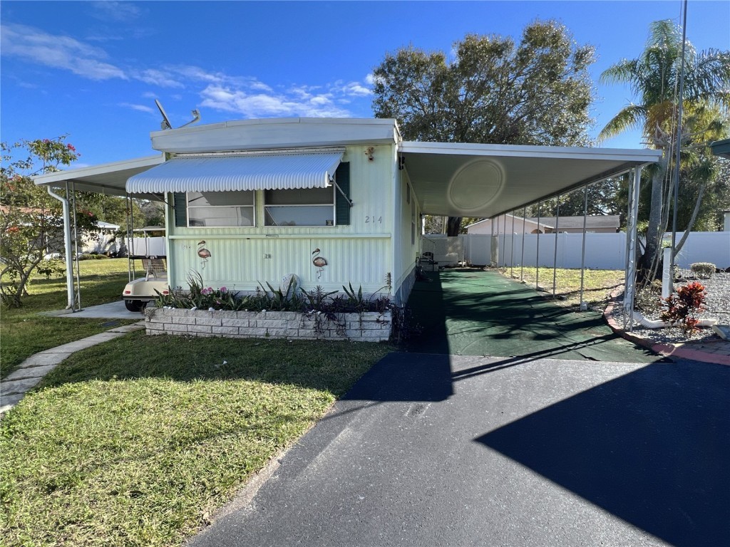 214 Mount Curve Avenue NE #4 Saint Petersburg FL 33702 - TAMPA BAY U8185802 image1