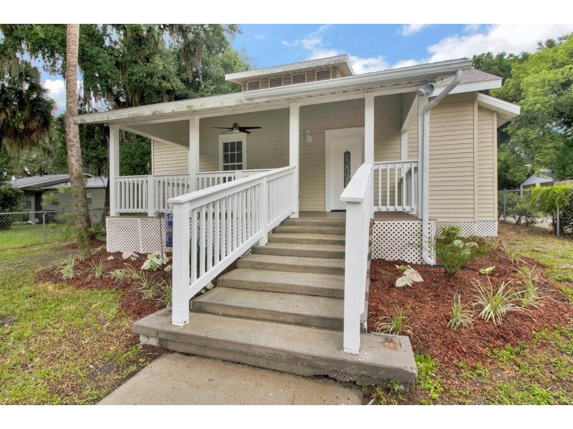 214 N 12th Street Leesburg FL 34748 G5082565 image1