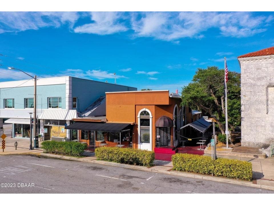 214 N Beach Street Daytona Beach FL 32114 V4936479 image1