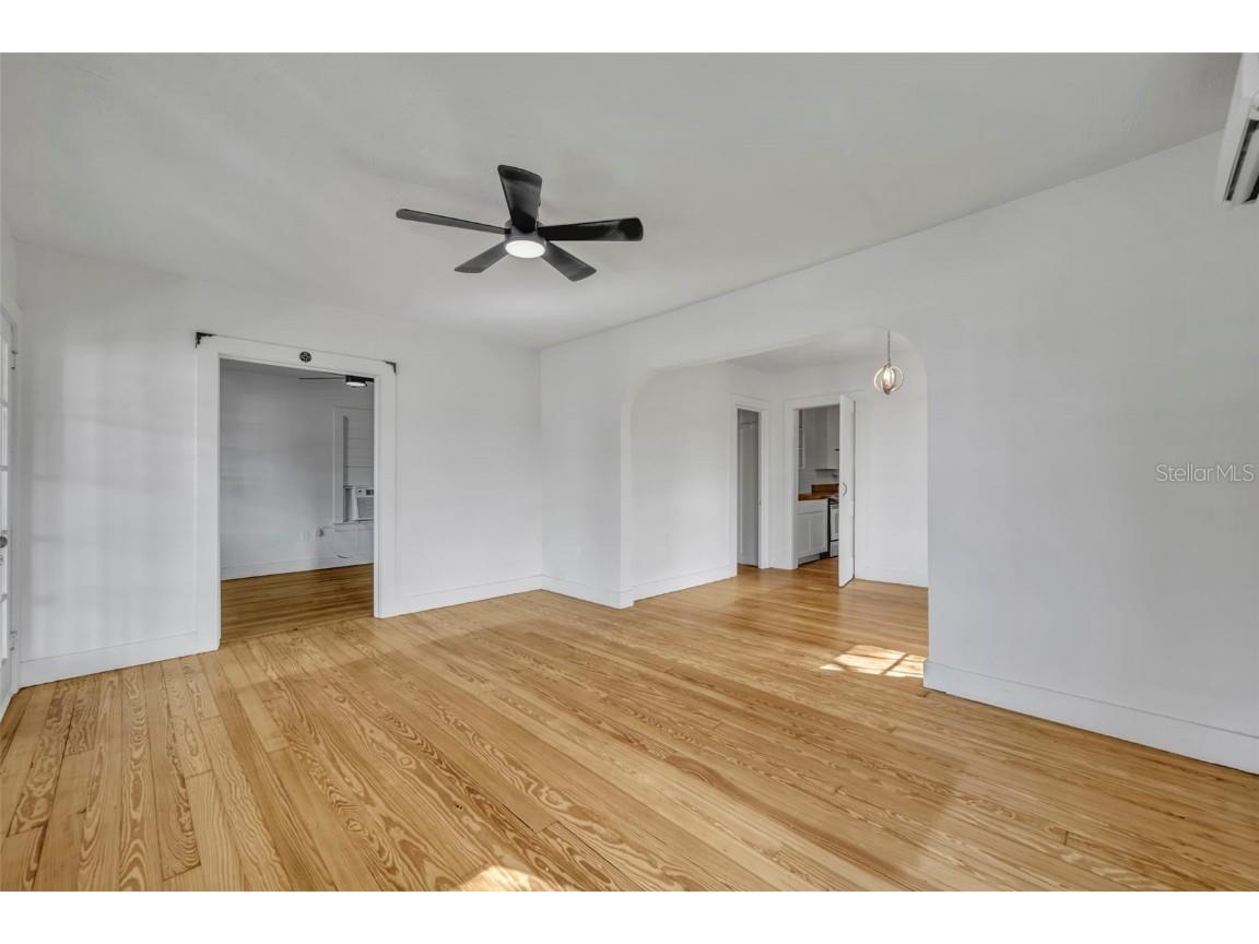 214 N New Hampshire Avenue Tavares FL 32778 O6356656 image9