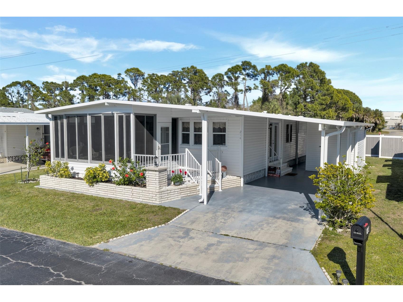214 Palm Air Drive Osprey FL 34229 N6143239 image1