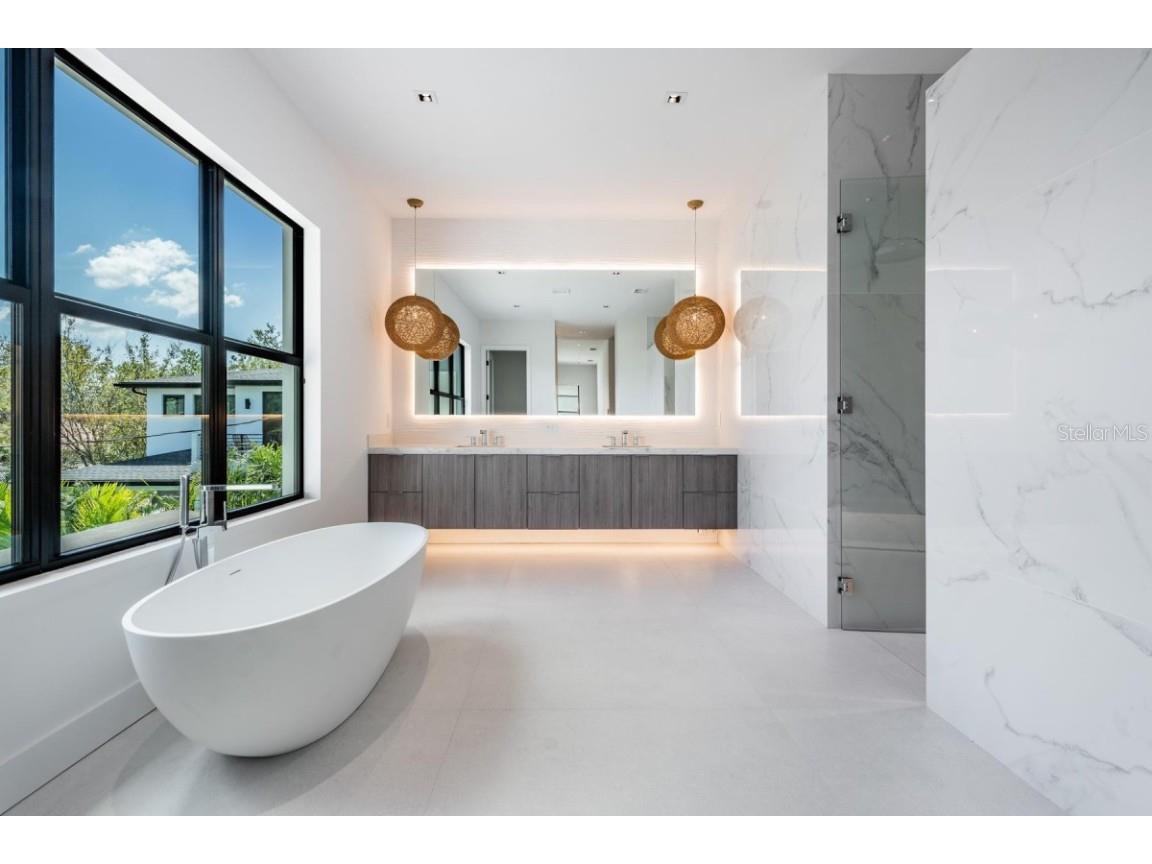 214 S Renellie Drive Tampa FL 33609 A4621830 image20