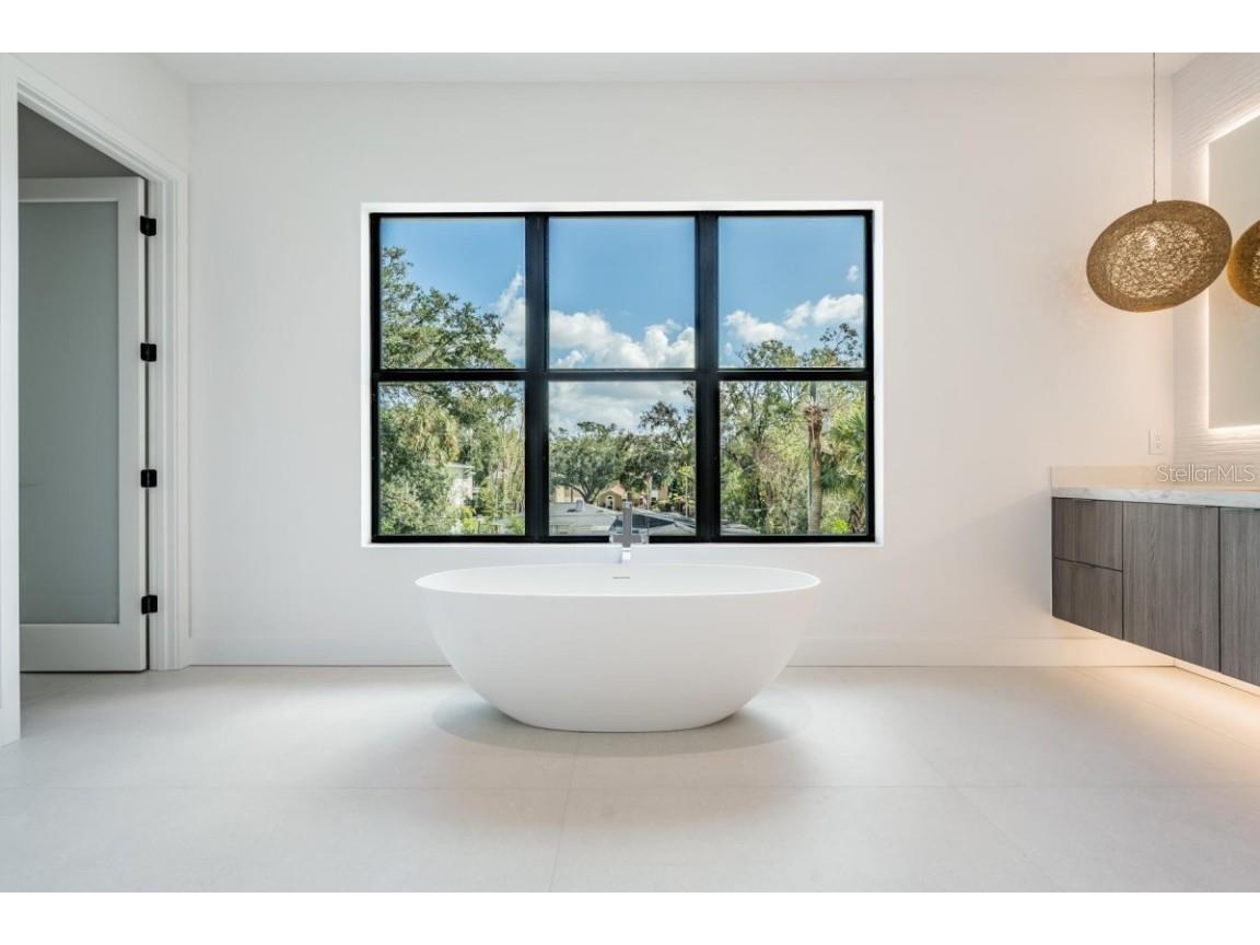 214 S Renellie Drive Tampa FL 33609 A4621830 image22