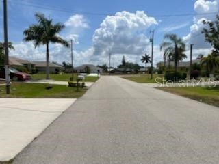 214 SW 43 Lane Cape Coral FL 33914 L4949332 image2