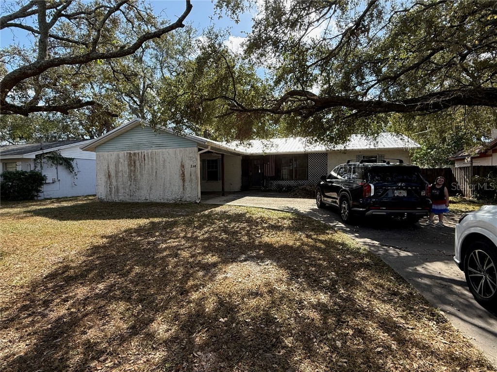 214 W 109th Avenue Tampa FL 33612 TB8319822 image1