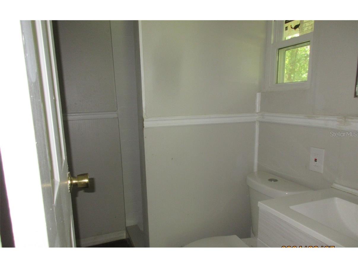 214 W Dade Avenue Bushnell FL 33513 G5088192 image5