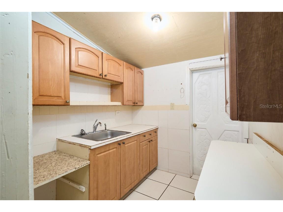 214 W Elm Street Tampa FL 33604 C7518378 image24