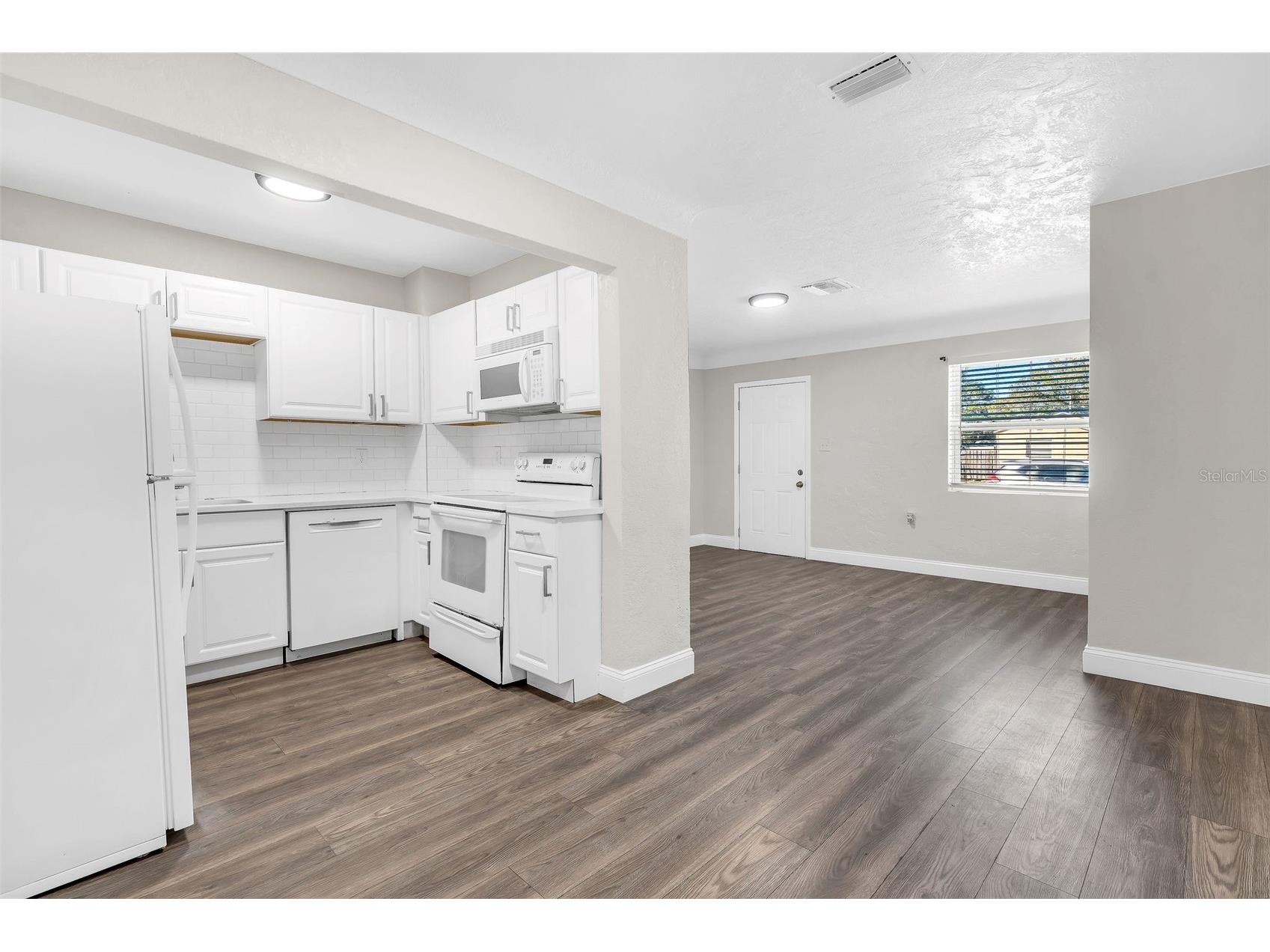2140 22nd Avenue N Saint Petersburg FL 33713 TB8464769 image11