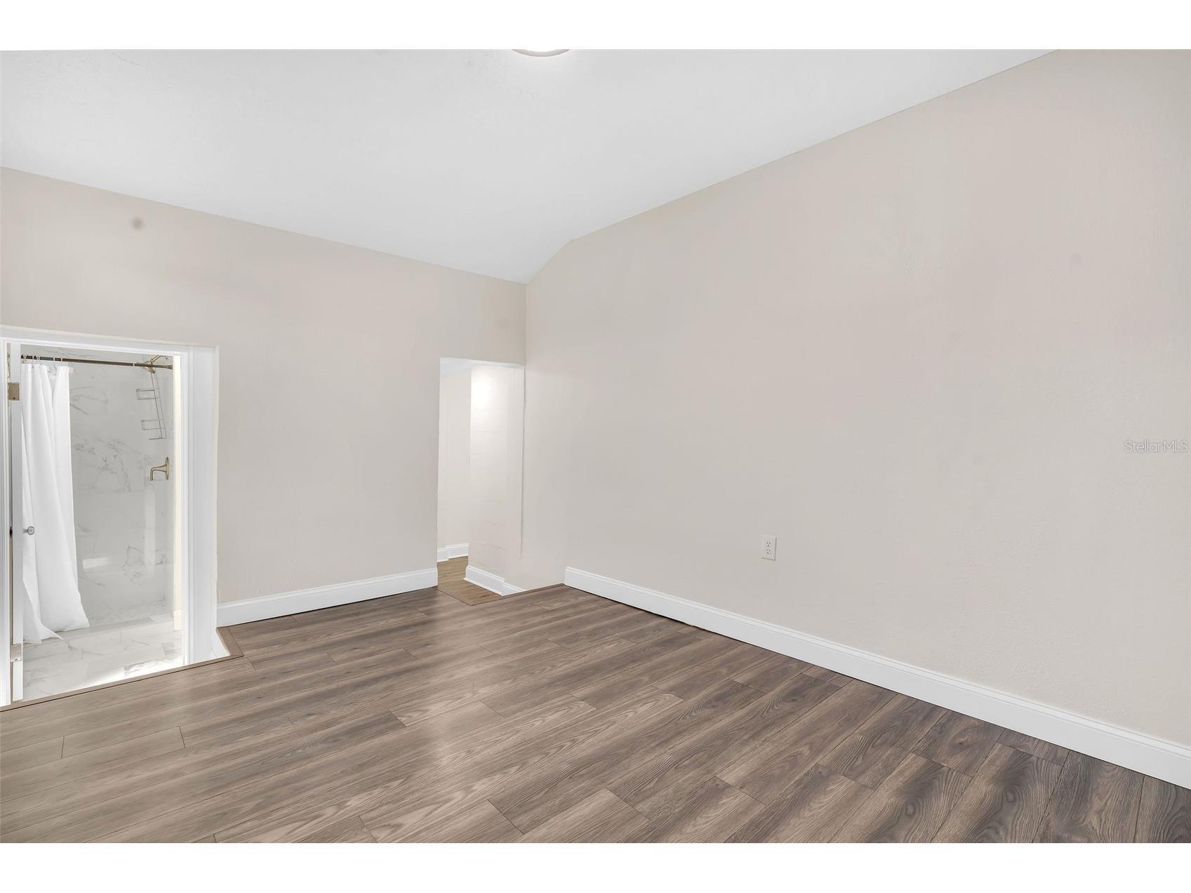 2140 22nd Avenue N Saint Petersburg FL 33713 TB8464769 image23