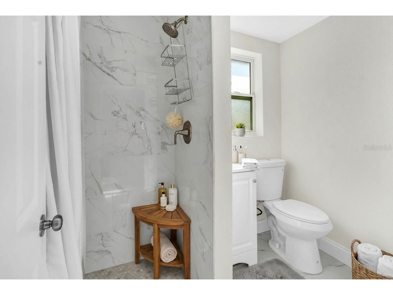 2140 22nd Avenue N Saint Petersburg FL 33713 TB8464769 image24