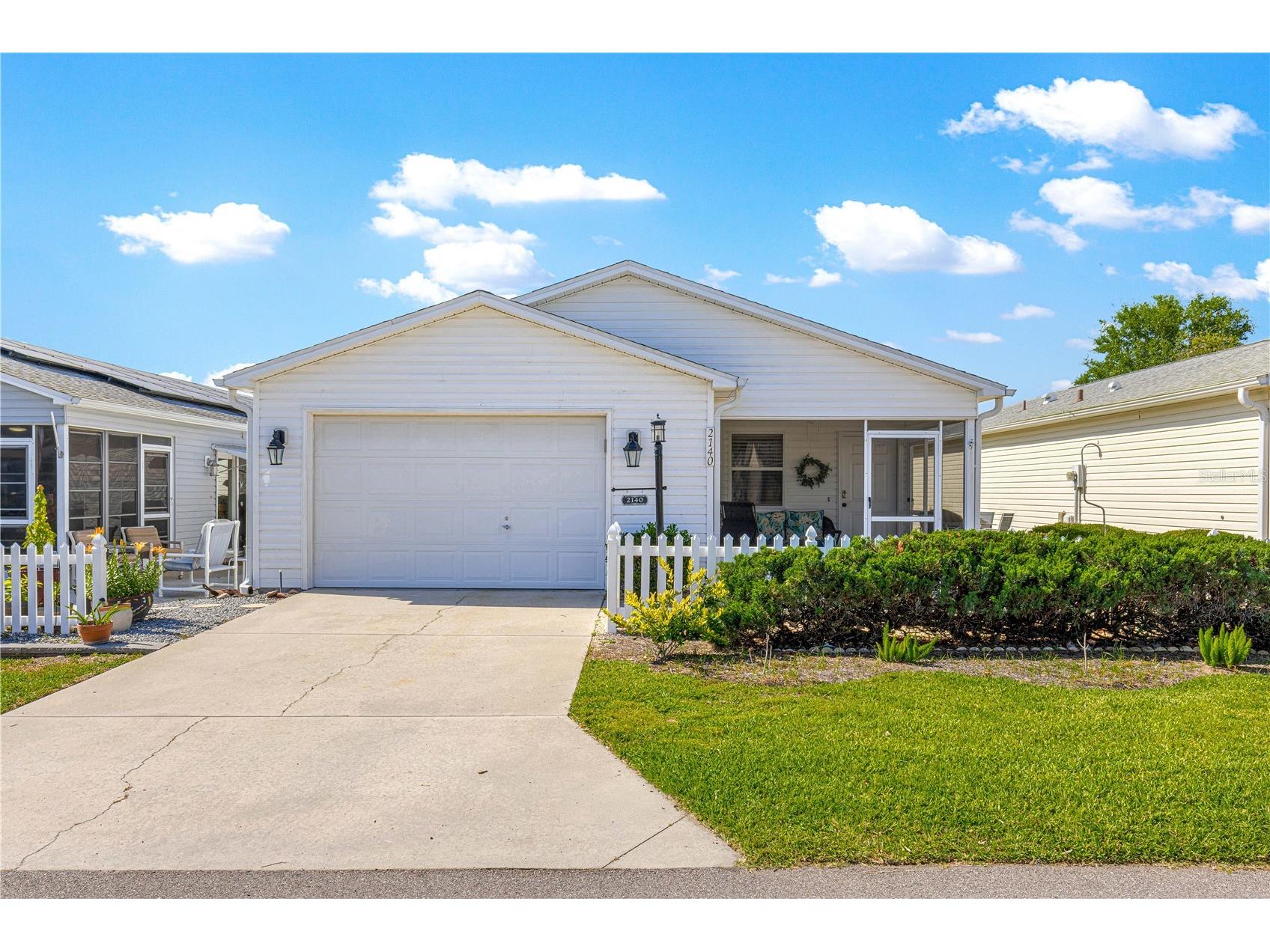 2140 Estevez Drive Lady Lake FL 32159 G5112270 image1