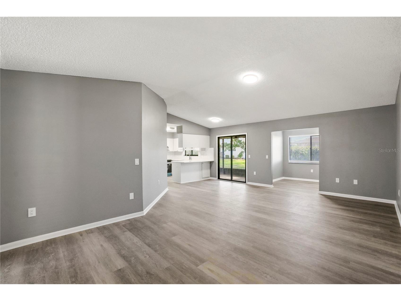 2140 Grand Cypress Drive Lakeland FL 33810 TB8489813 image18