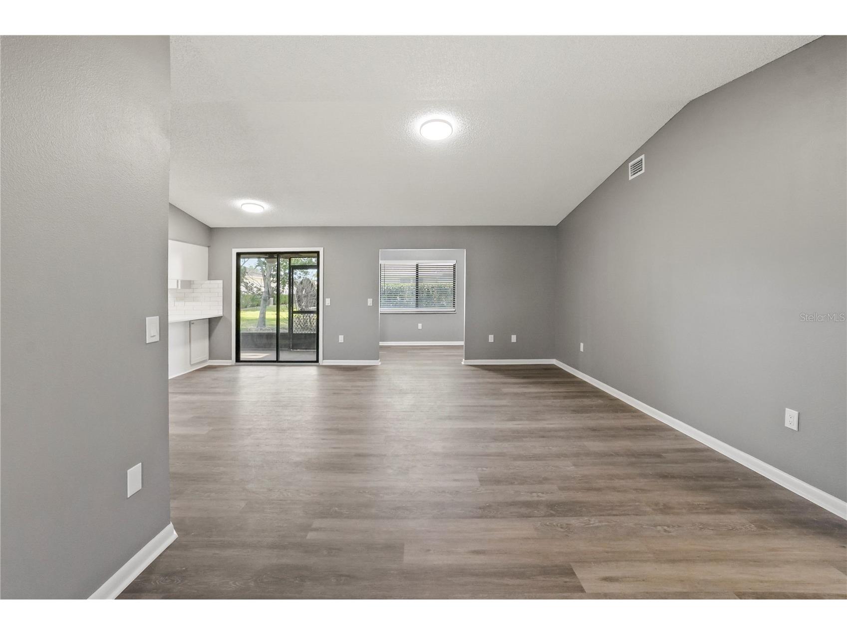 2140 Grand Cypress Drive Lakeland FL 33810 TB8489813 image19