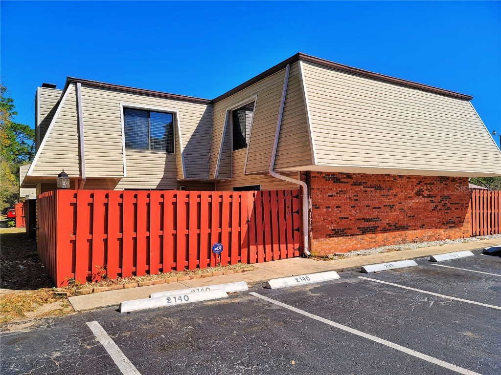 2140 NE 45th Avenue Ocala FL 34470 OM683215 image1