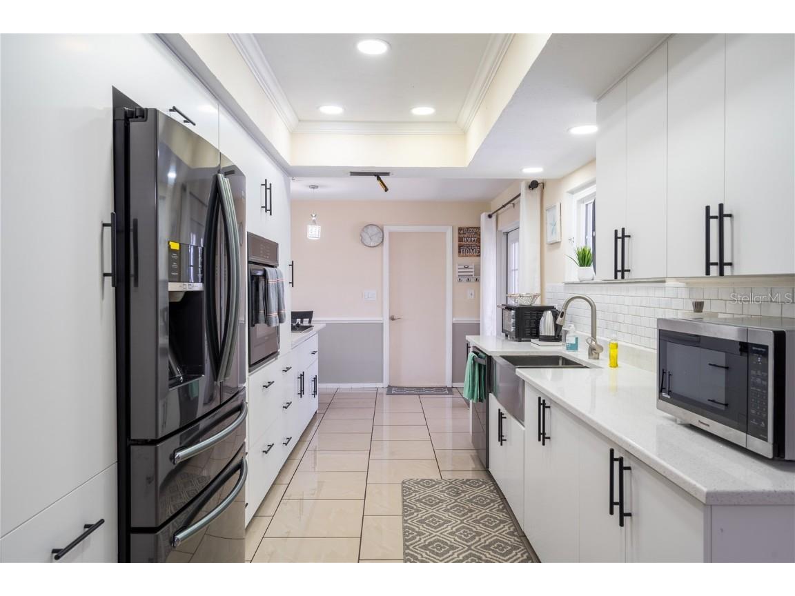 2140 Pinehurst Street Sarasota FL 34231 A4538270 image10