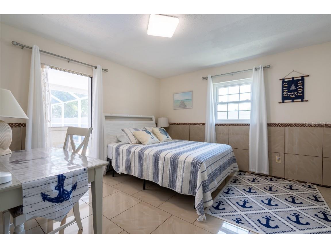 2140 Pinehurst Street Sarasota FL 34231 A4538270 image12