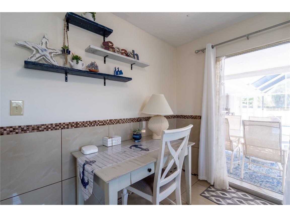 2140 Pinehurst Street Sarasota FL 34231 A4538270 image14