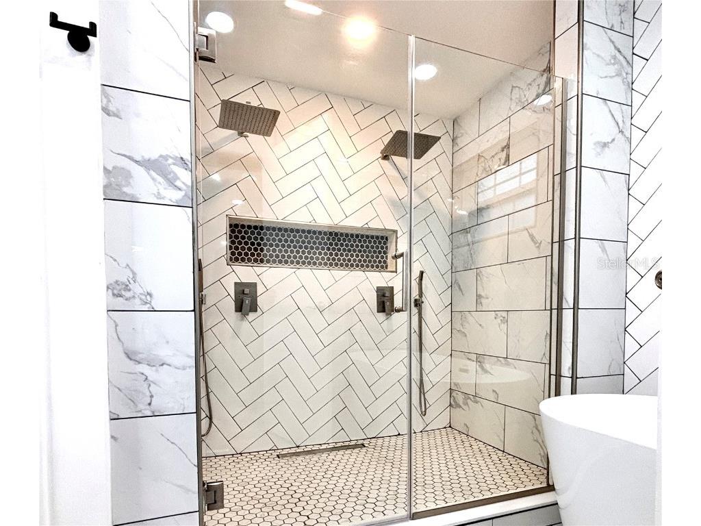 2140 Pinehurst Street Sarasota FL 34231 A4538270 image38