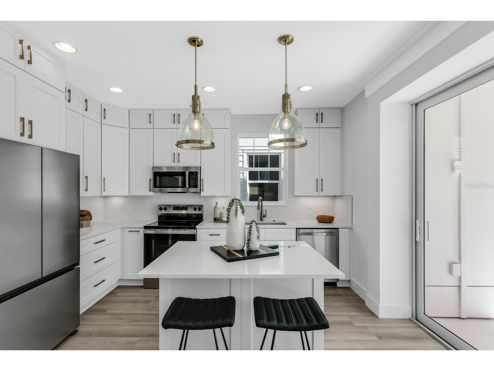 2140 W Chestnut Street Tampa FL 33607 TB8474505 image10