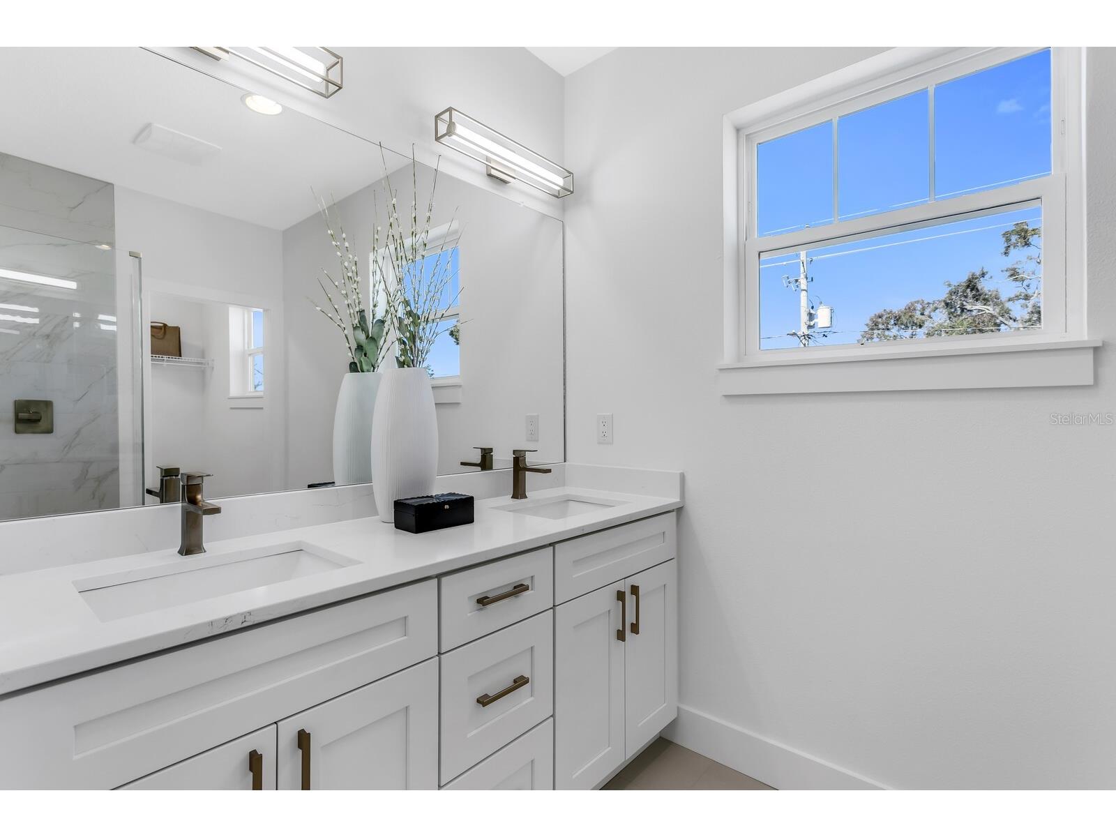 2140 W Chestnut Street Tampa FL 33607 TB8474505 image25