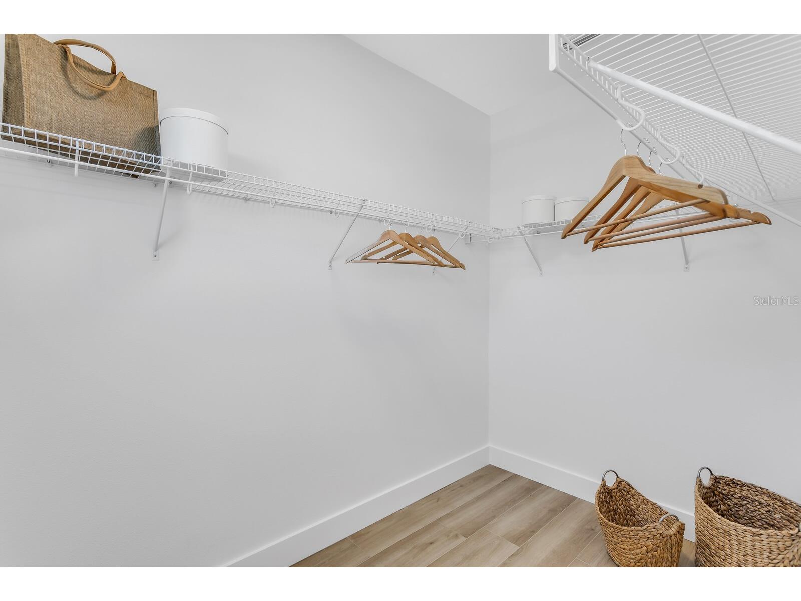 2140 W Chestnut Street Tampa FL 33607 TB8474505 image26