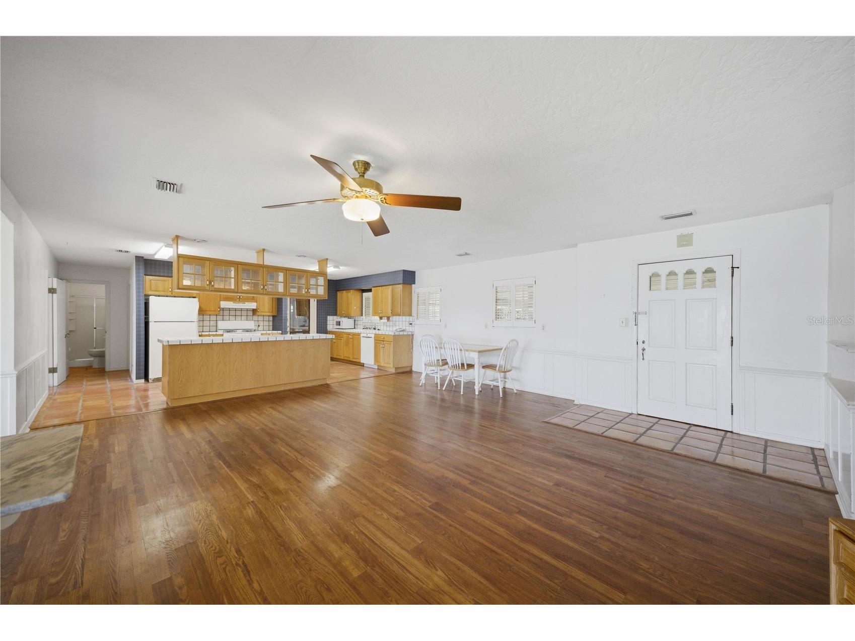 21407 NW 39th Court Micanopy FL 32667 - Orange Lake OM721615 image7