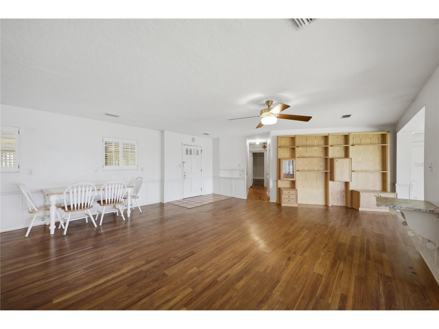21407 NW 39th Court Micanopy FL 32667 - Orange Lake OM721615 image8